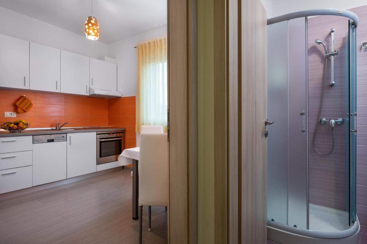 Apartments Greta & Ivona Пула Екстер'єр фото
